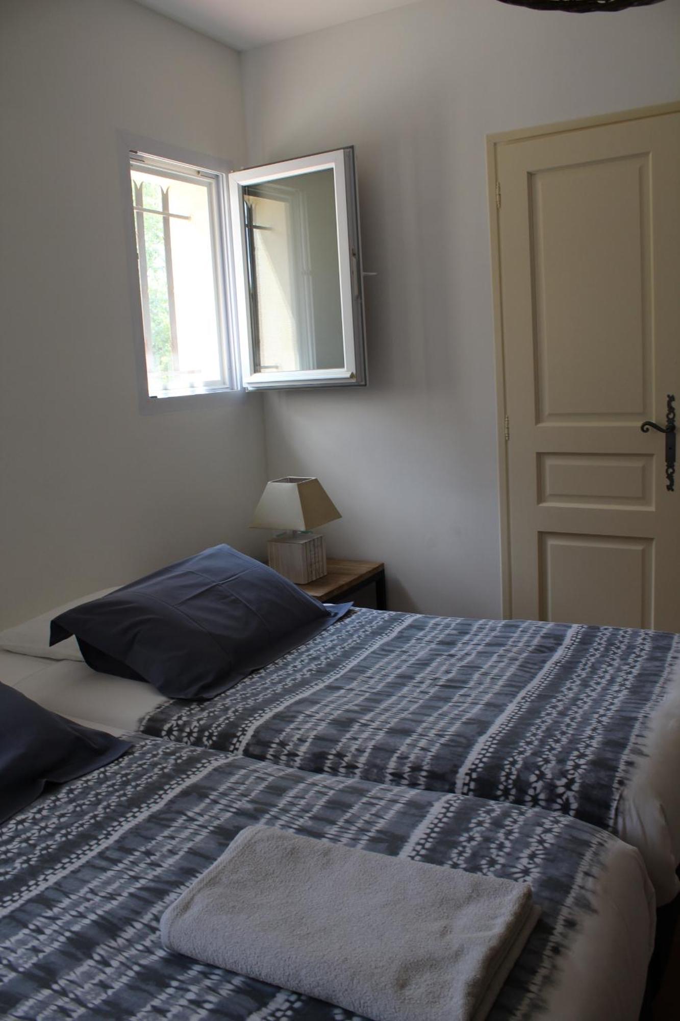Bed and Breakfast Bastide Saint Bernard Le Thoronet Exterior foto