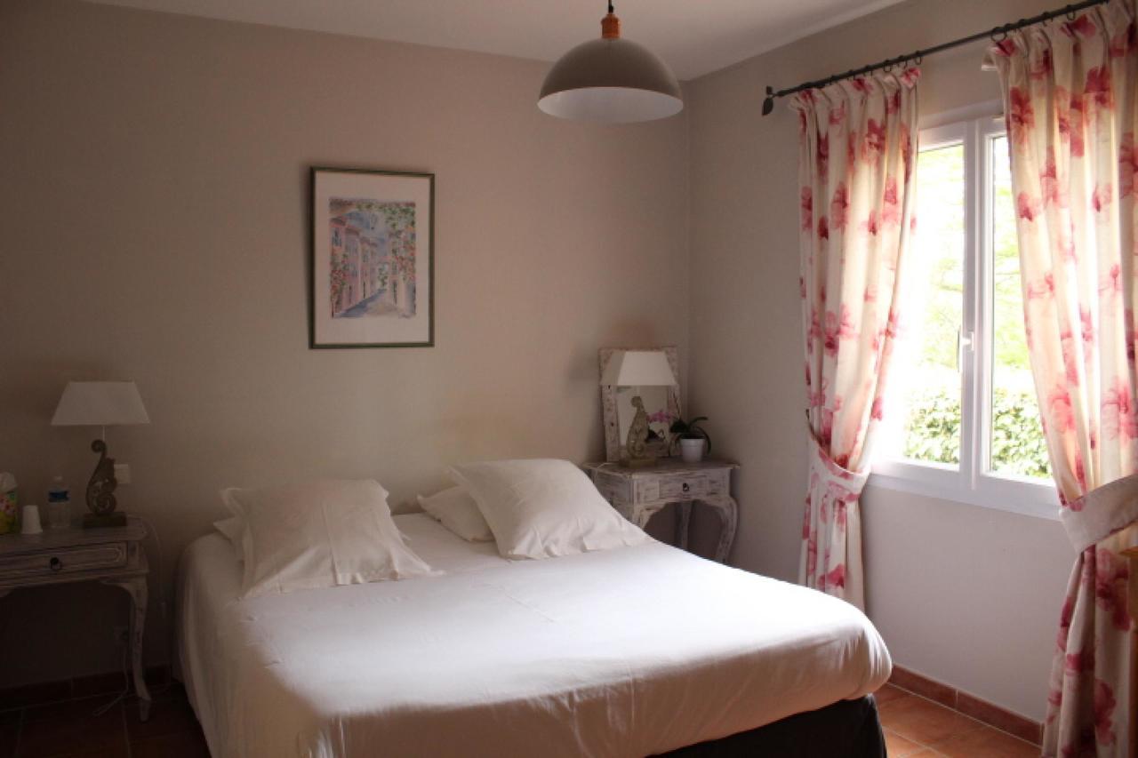 Bed and Breakfast Bastide Saint Bernard Le Thoronet Exterior foto